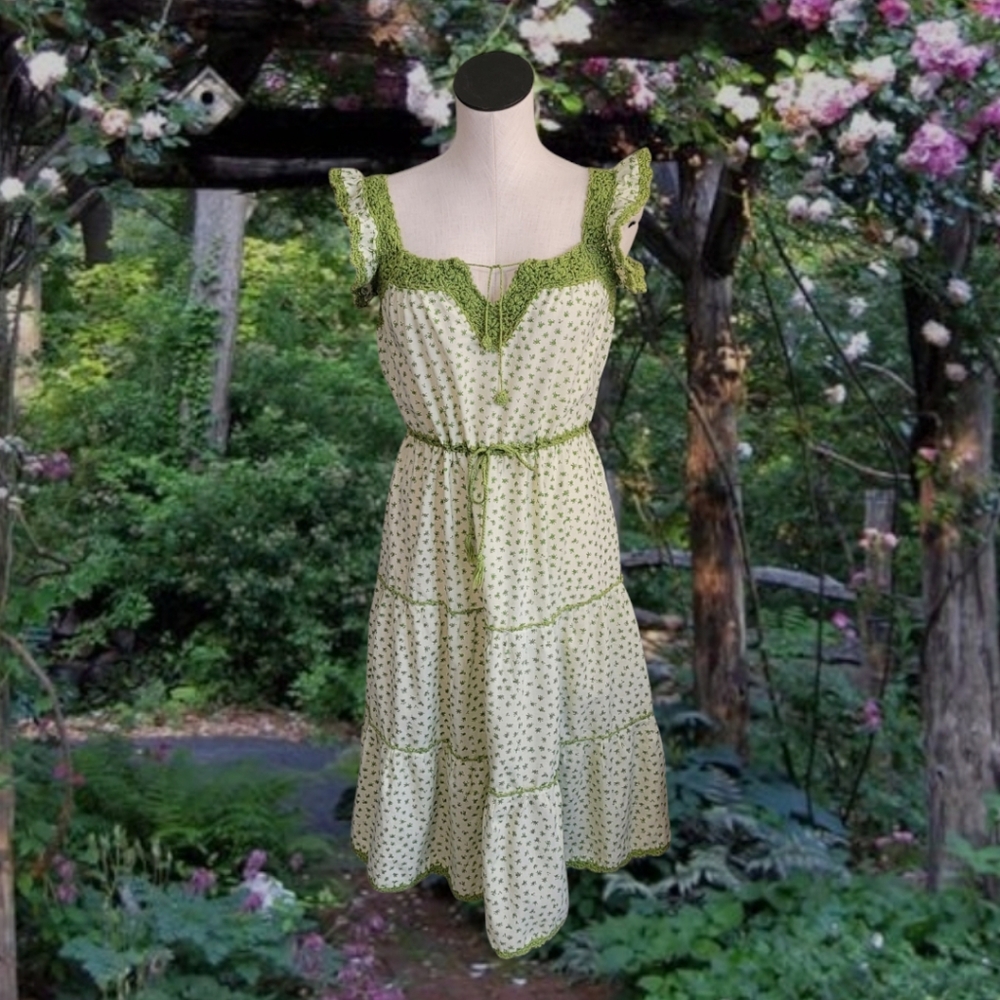 Vintage 70s Handmade Green Summer Dress